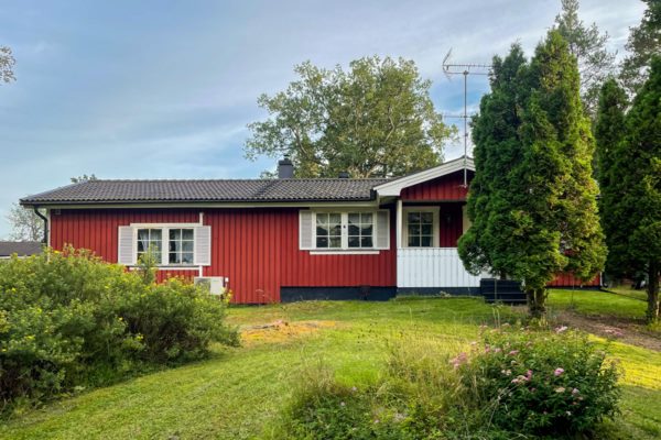 Seglinge Björkbacken 13